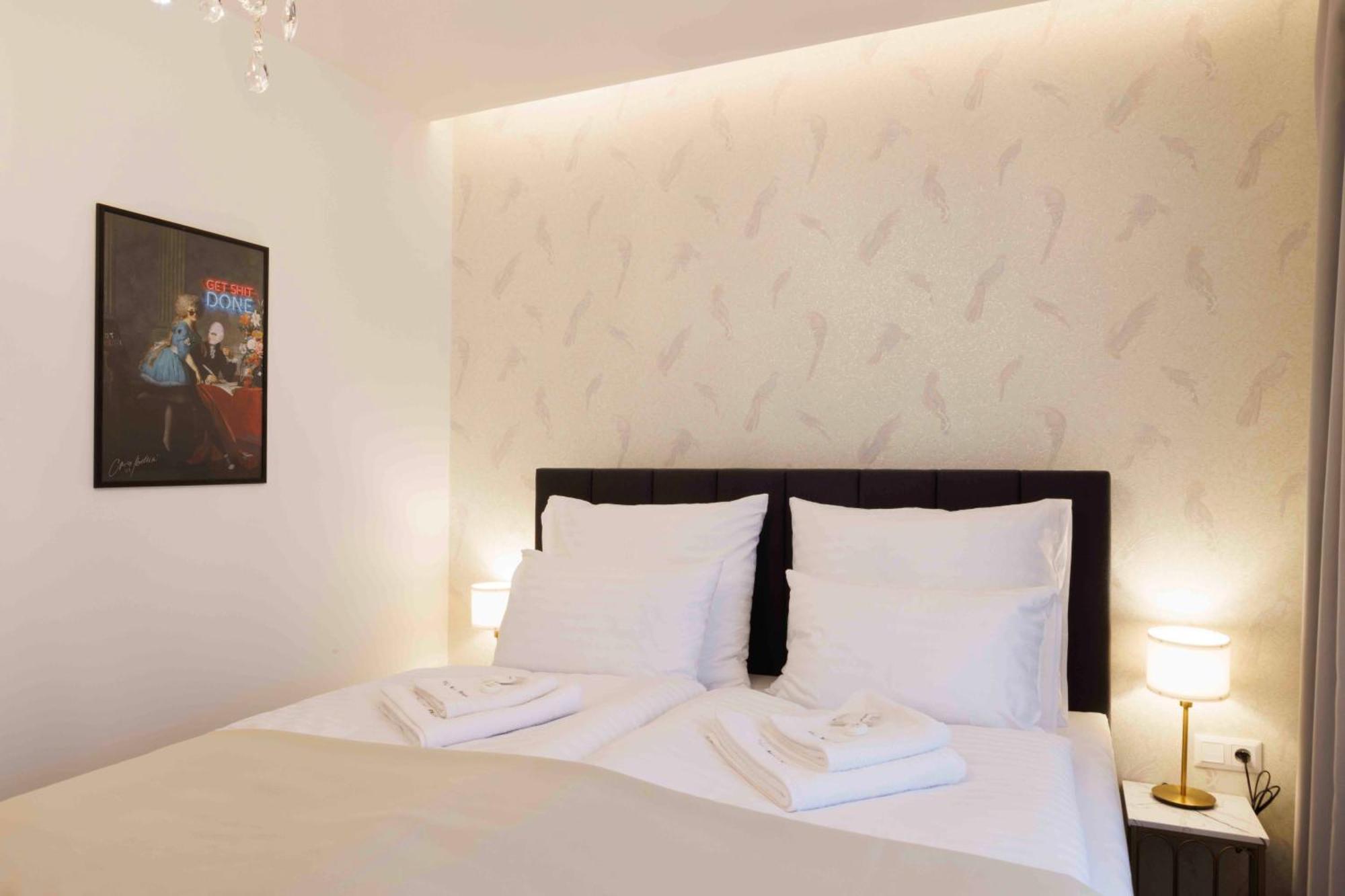 Villa Mala Praha Experience In The Center Of Жилина Екстериор снимка